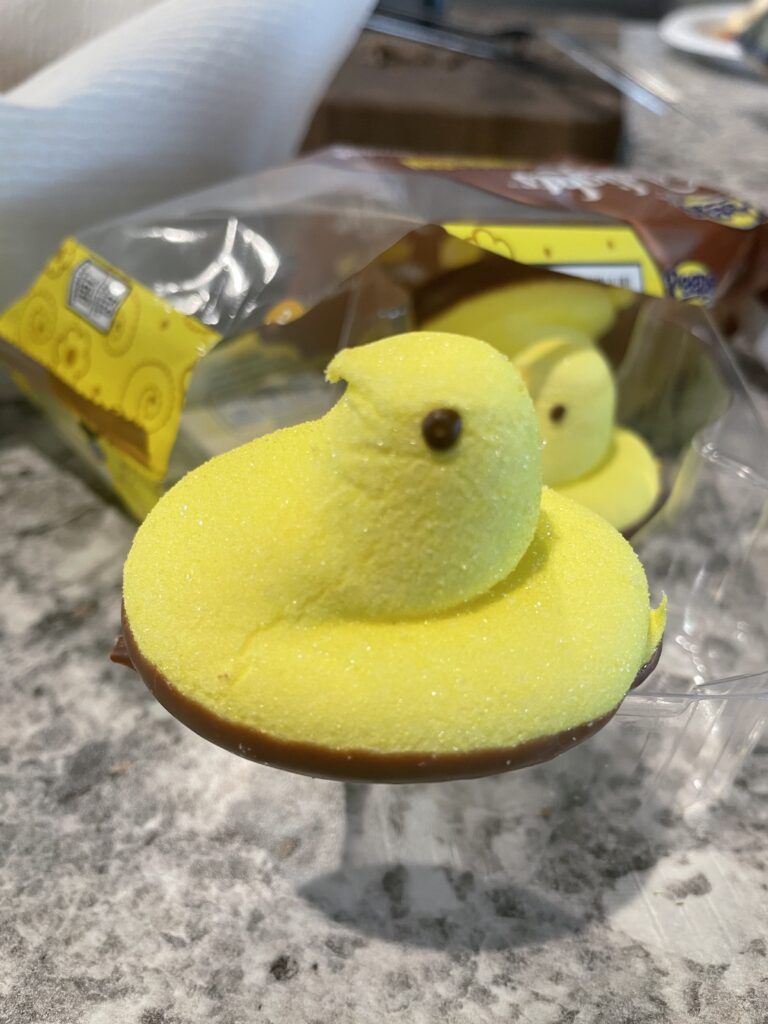 Chocolate bottom yellow peeps